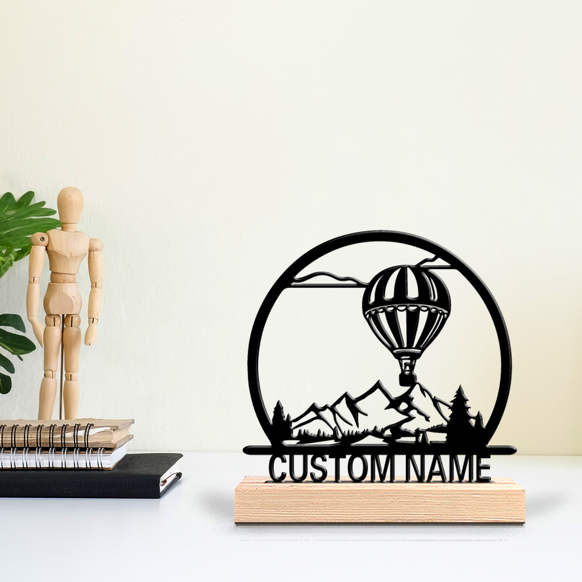 Interior Design Office - 1個入り 熱気球 カスタムネーム入りブリキ像 金属製オーナメント アートクラフト 木製台座付き